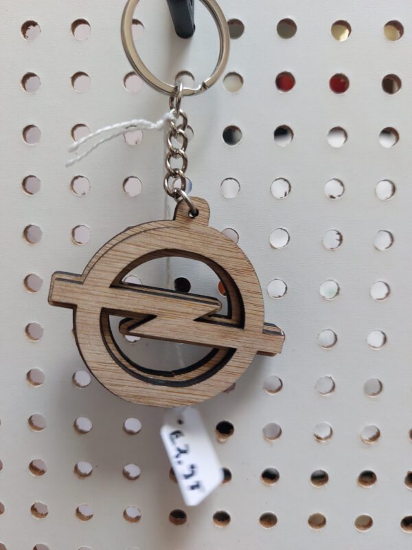 Opel (Hout)