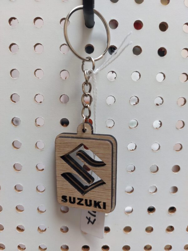 Suzuki (Hout)