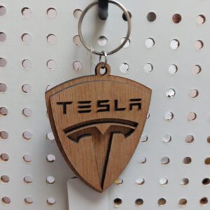 Tesla (Hout)